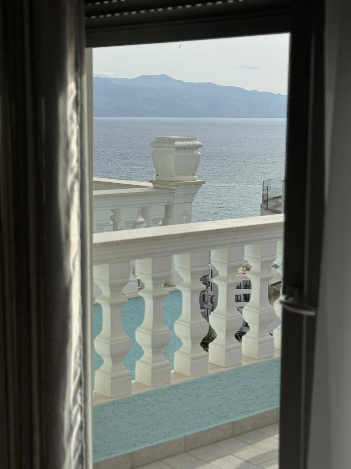 Hotel Abedini Sarandë Exteriér fotografie