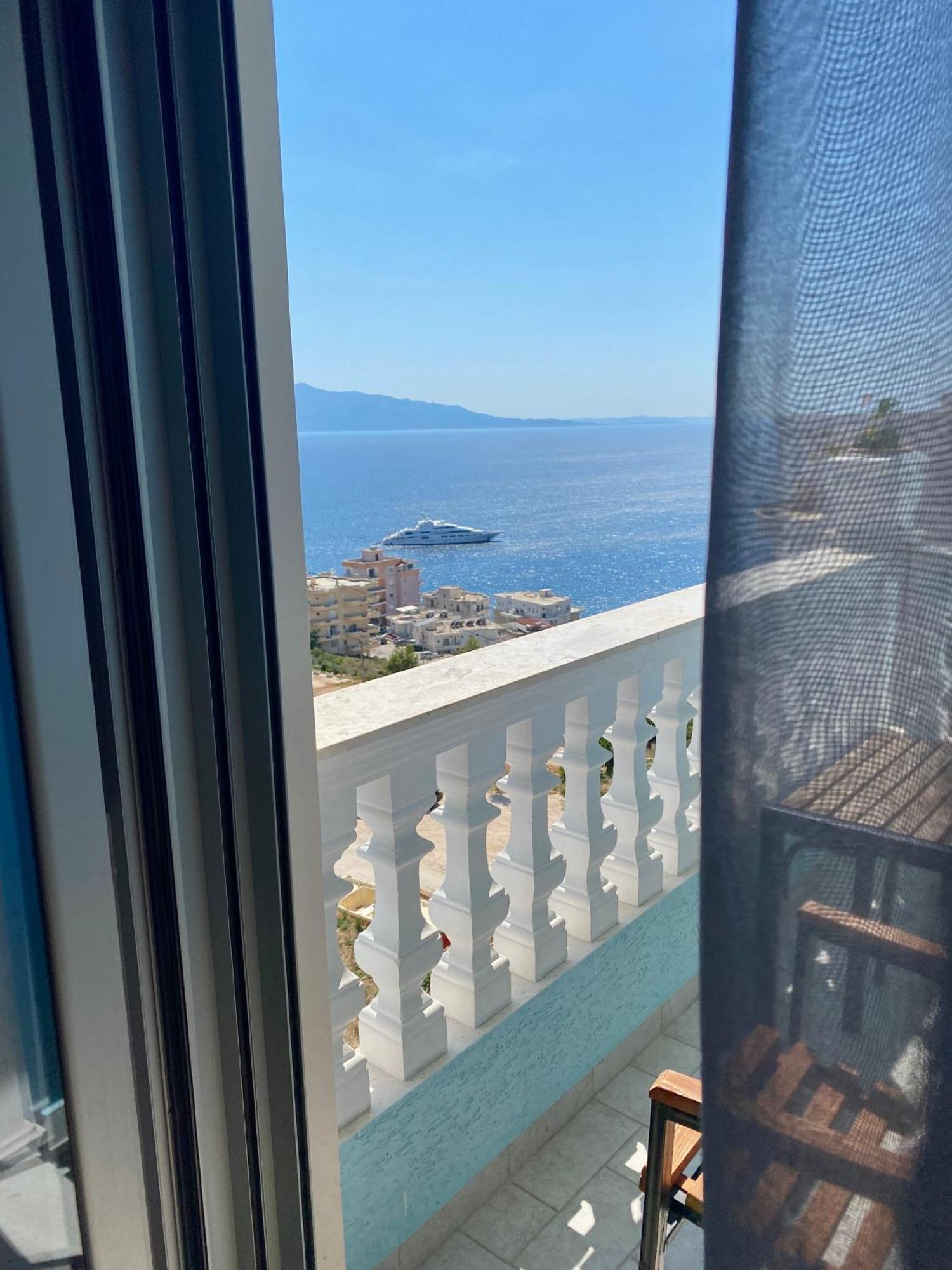 Hotel Abedini Sarandë Exteriér fotografie