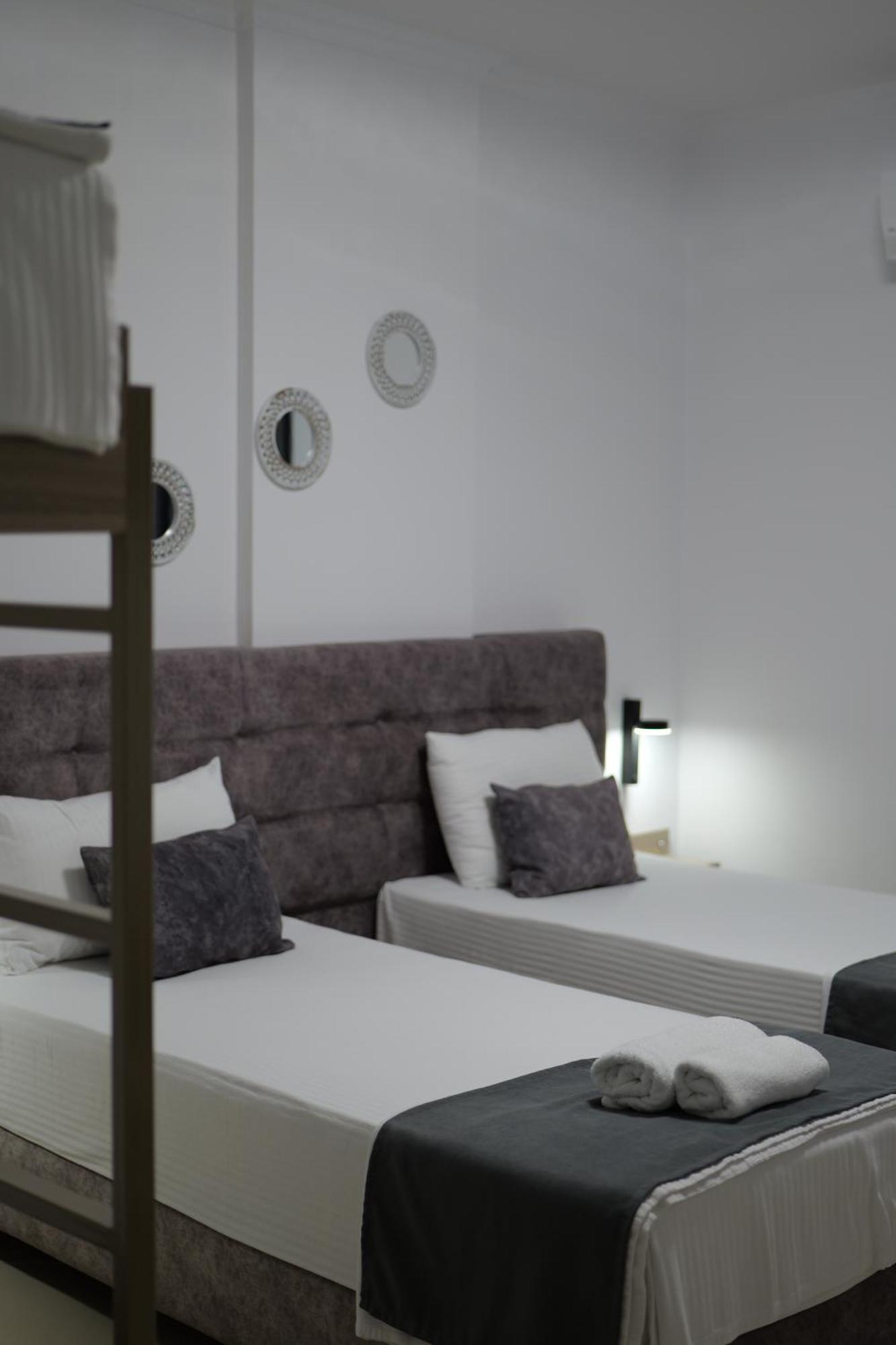 Hotel Abedini Sarandë Exteriér fotografie